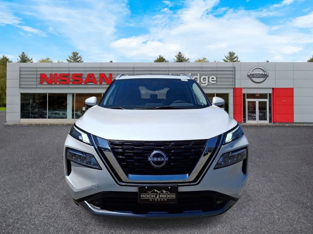 2022 Nissan Rogue SL
