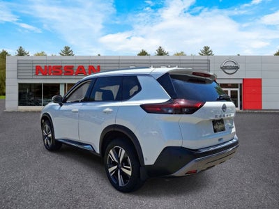 2022 Nissan Rogue SL