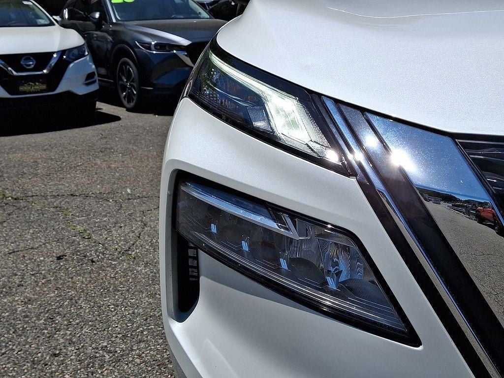 2022 Nissan Rogue SL