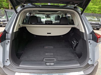 2022 Nissan Rogue SL