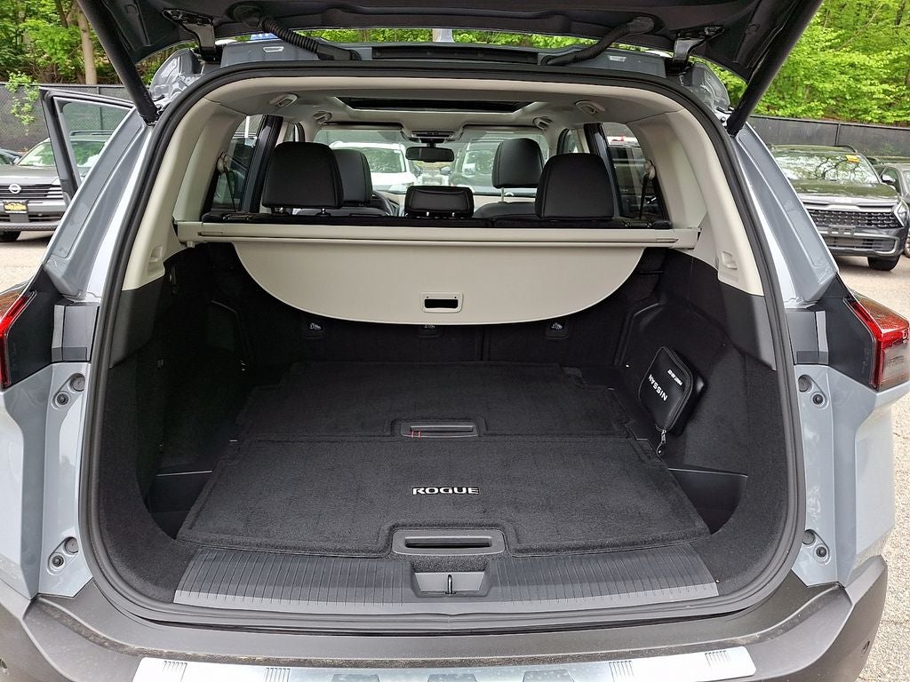 2022 Nissan Rogue SL