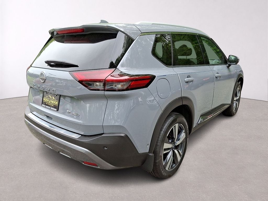 2022 Nissan Rogue SL