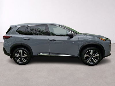 2022 Nissan Rogue SL