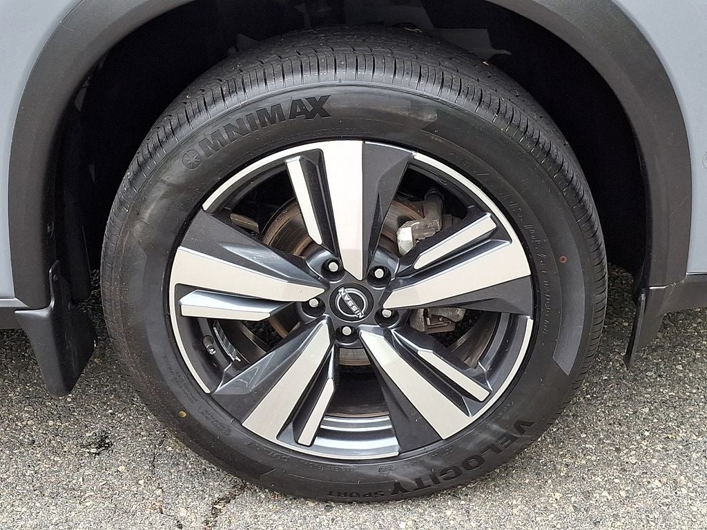 2022 Nissan Rogue SL