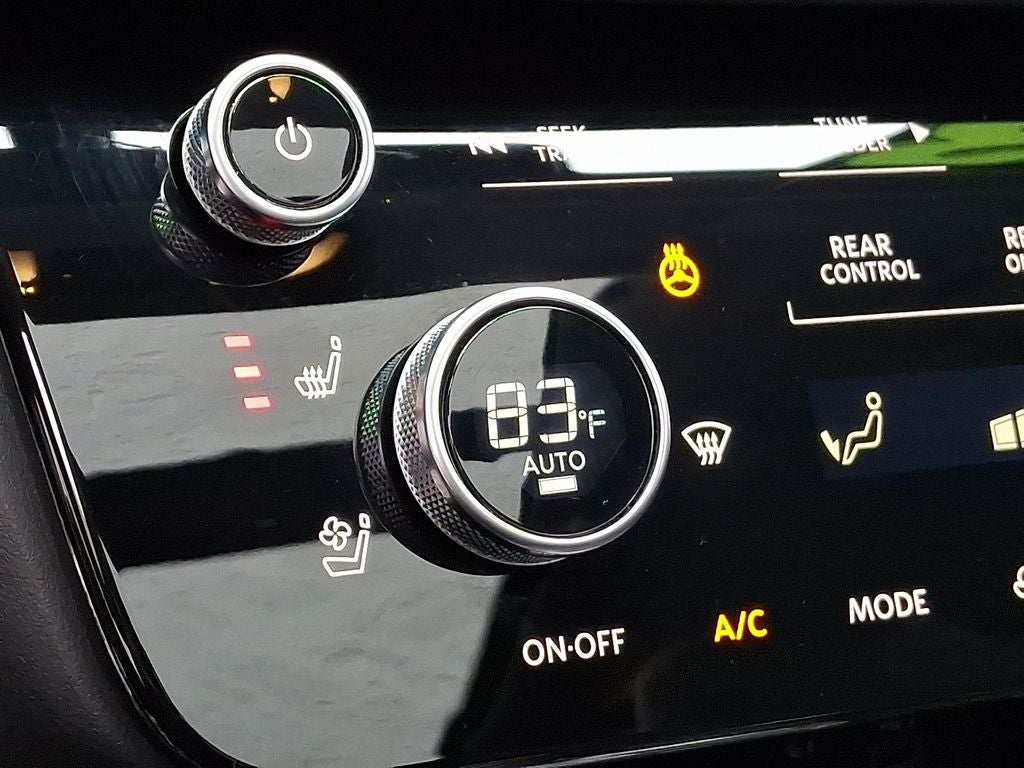 2023 INFINITI QX60 LUXE AWD