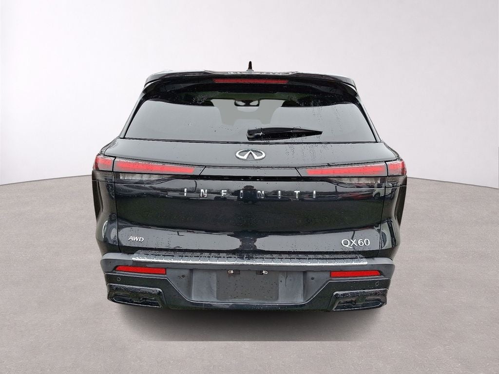 2023 INFINITI QX60 LUXE AWD