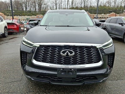 2023 INFINITI QX60 LUXE AWD