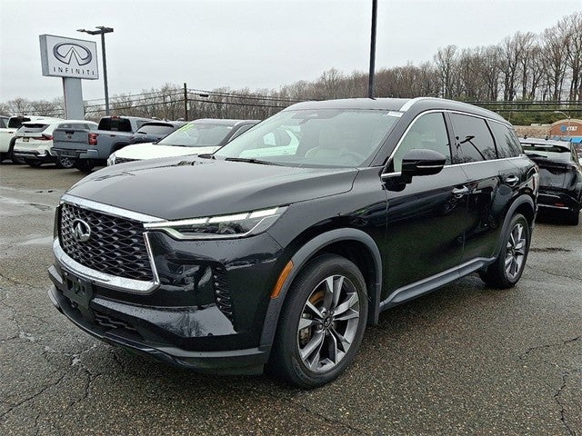 2023 INFINITI QX60 LUXE AWD