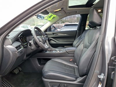 2023 INFINITI QX60 LUXE AWD