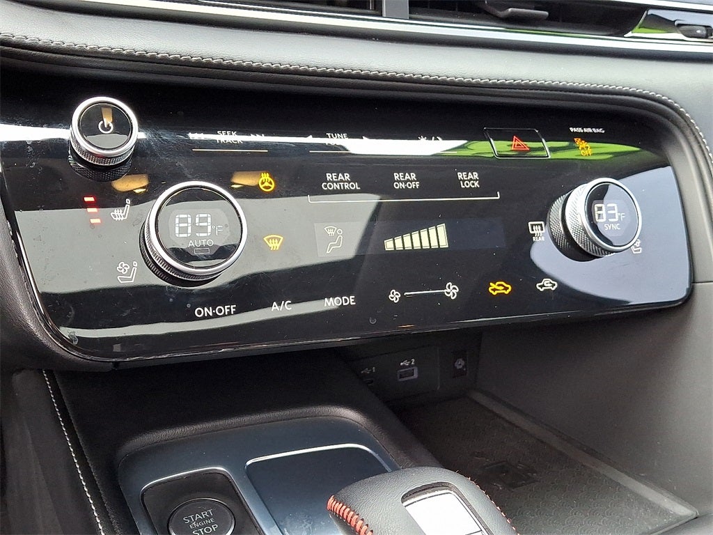 2023 INFINITI QX60 LUXE AWD