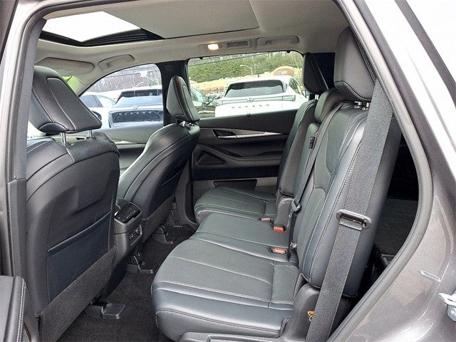 2023 INFINITI QX60 LUXE AWD