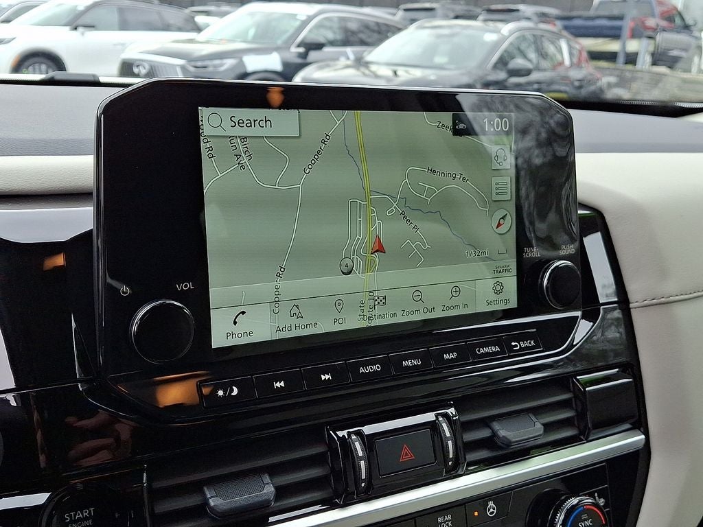 2025 Nissan Pathfinder SL