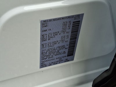 2025 Nissan Pathfinder SL