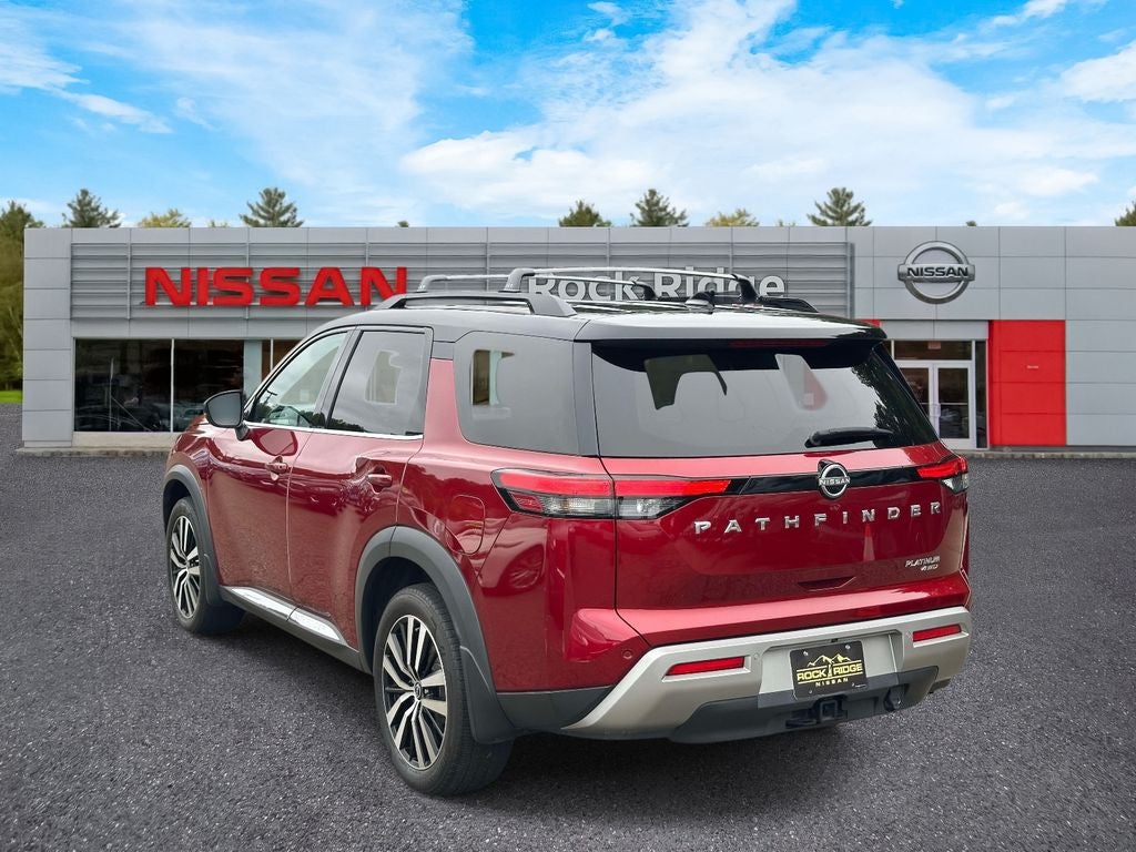 2023 Nissan Pathfinder Platinum