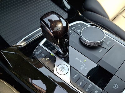 2025 BMW X4 M40i
