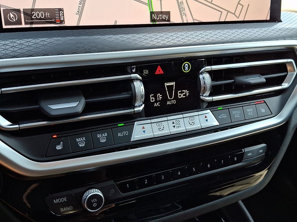 2025 BMW X4 M40i