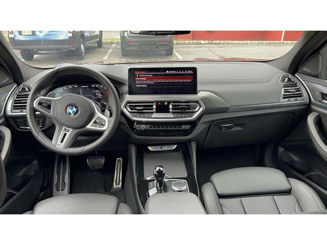 2025 BMW X4 M40i