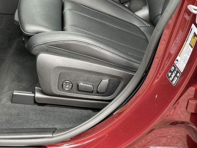 2025 BMW X4 M40i
