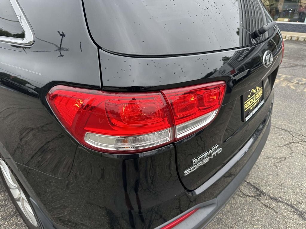 2018 Kia Sorento LX