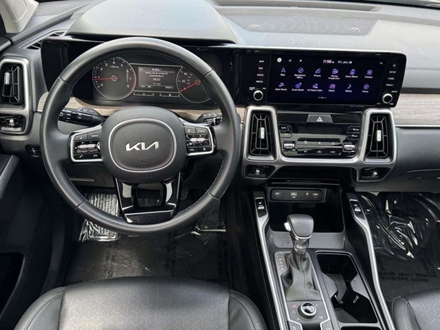 2023 Kia Sorento X-Line EX