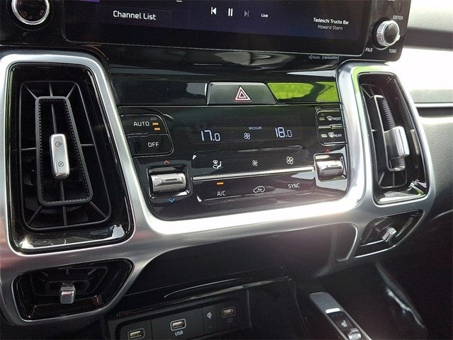 2022 Kia Sorento SX