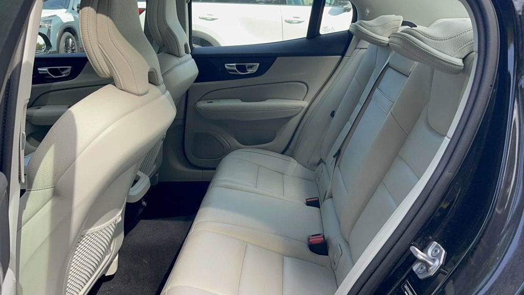 2019 Volvo S60 T6 Momentum