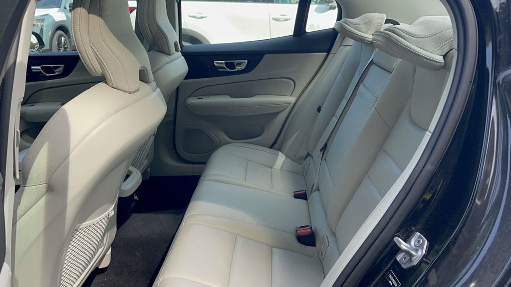 2019 Volvo S60 T6 Momentum