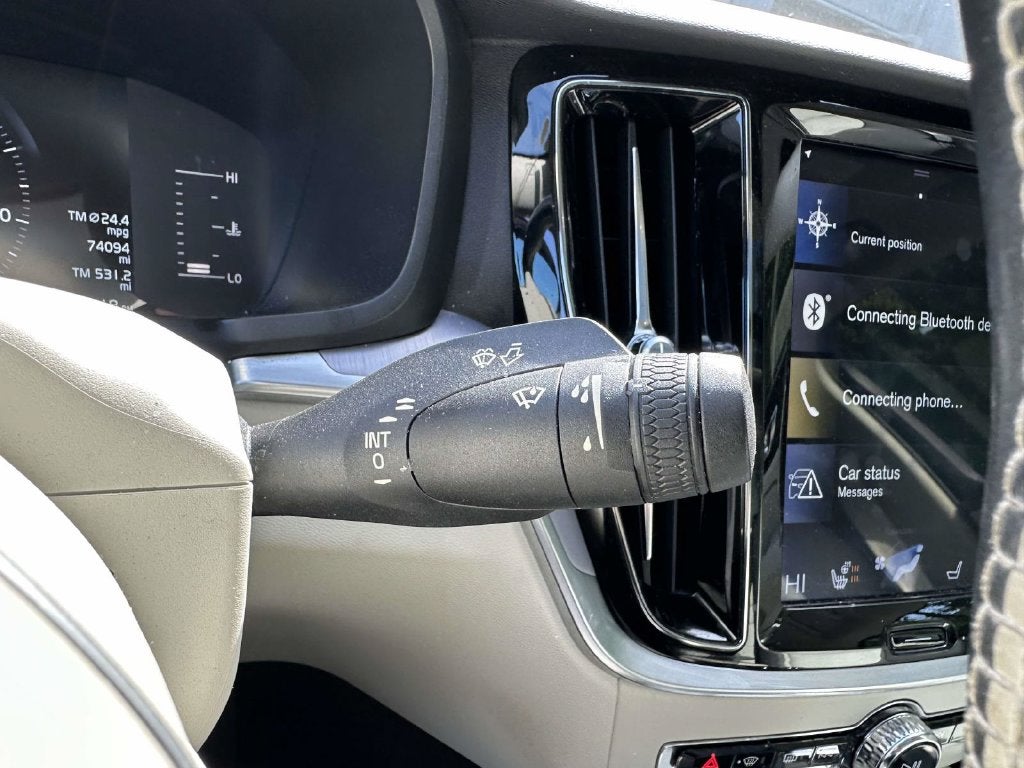 2019 Volvo S60 T6 Momentum