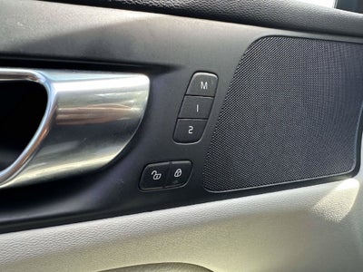 2019 Volvo S60 T6 Momentum