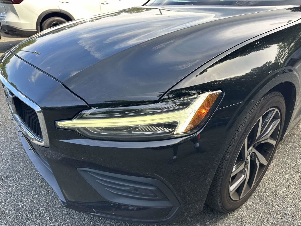 2019 Volvo S60 T6 Momentum