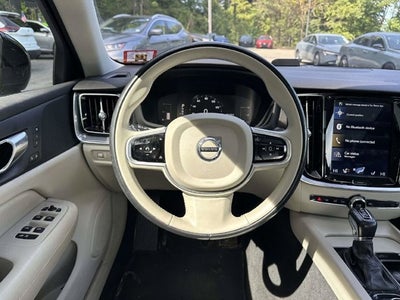 2019 Volvo S60 T6 Momentum