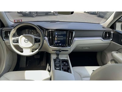 2019 Volvo S60 T6 Momentum