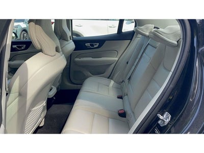 2019 Volvo S60 T6 Momentum