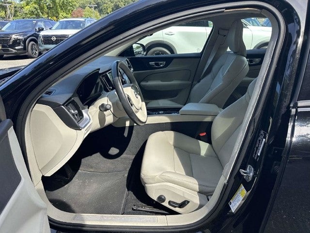 2019 Volvo S60 T6 Momentum