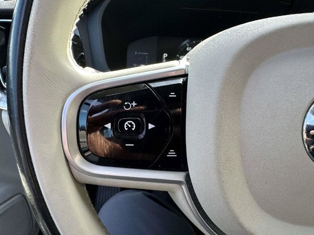 2019 Volvo S60 T6 Momentum