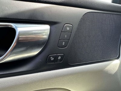 2019 Volvo S60 T6 Momentum