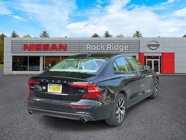 2019 Volvo S60 T6 Momentum