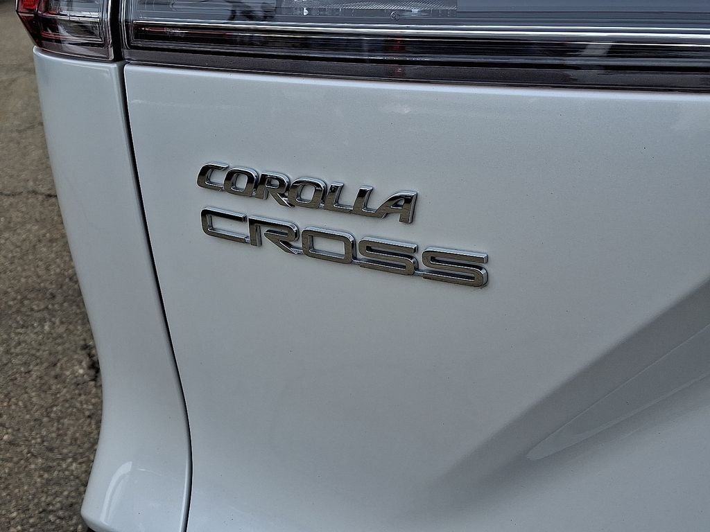 2023 Toyota Corolla Cross XLE