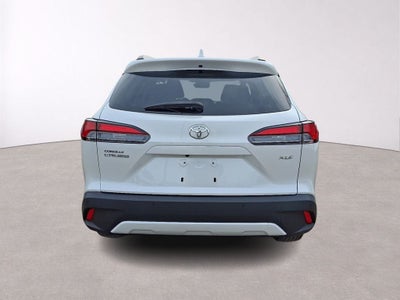 2023 Toyota Corolla Cross XLE