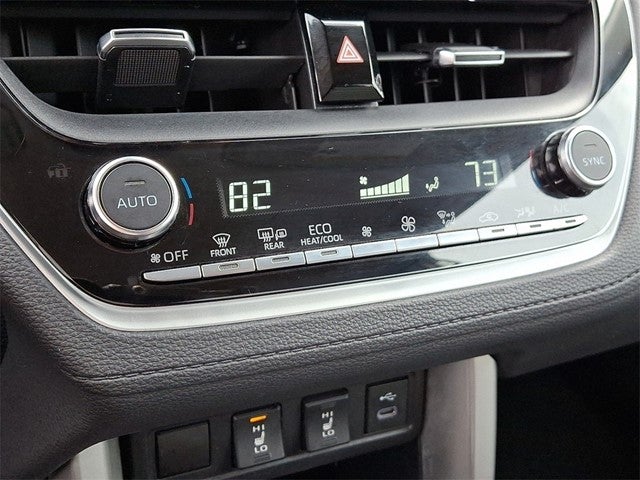 2023 Toyota Corolla Cross XLE