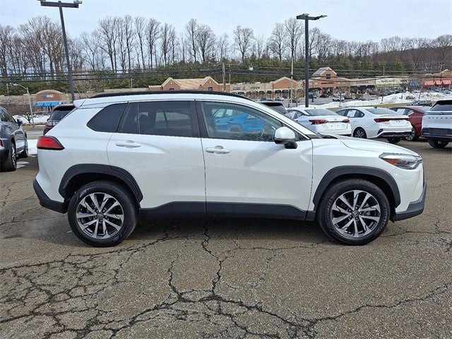 2023 Toyota Corolla Cross XLE