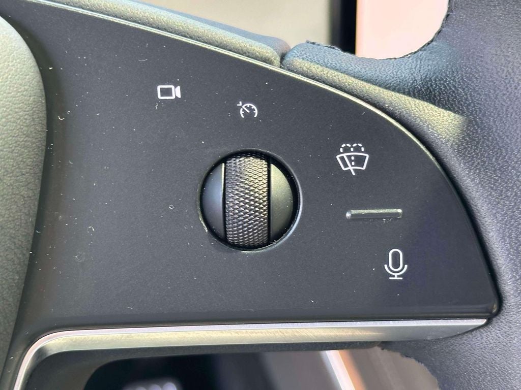 2024 Tesla Model X Base