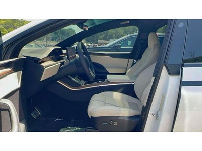 2024 Tesla Model X Base