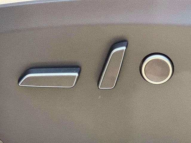 2024 Tesla Model X Base