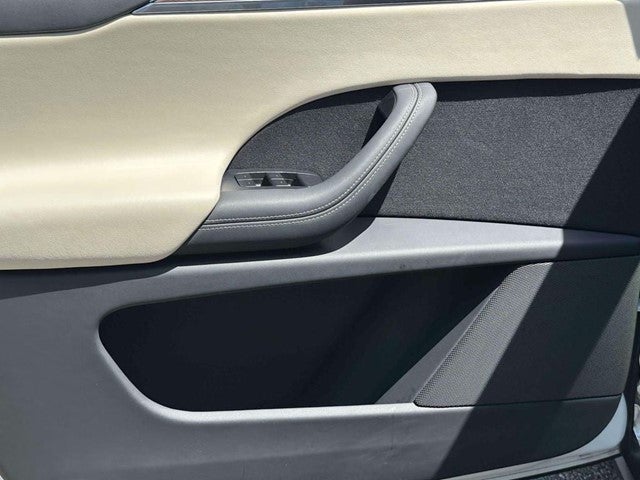 2024 Tesla Model X Base