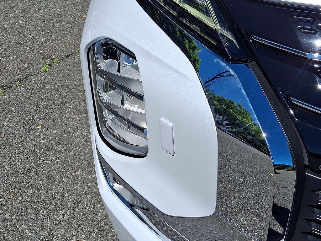 2023 Mitsubishi Outlander Ralliart