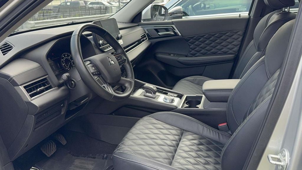 2022 Mitsubishi Outlander SEL