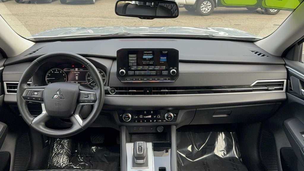 2022 Mitsubishi Outlander SEL