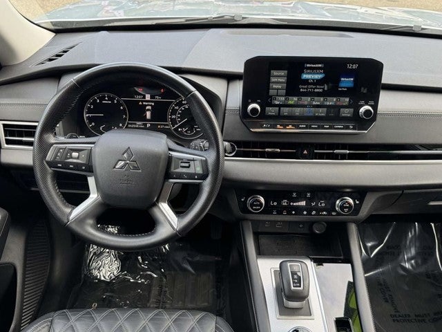 2022 Mitsubishi Outlander SEL