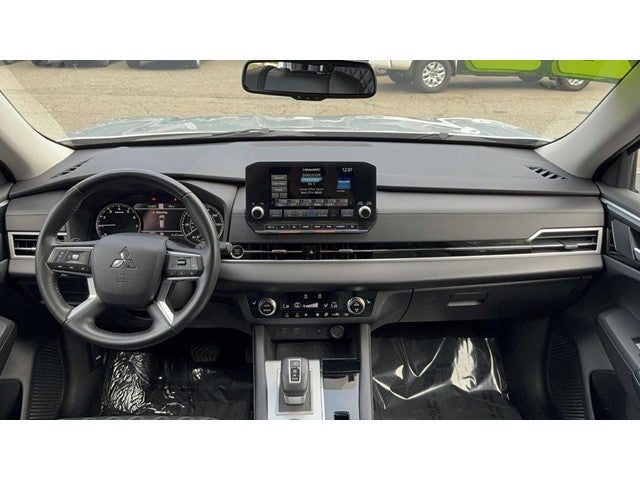 2022 Mitsubishi Outlander SEL